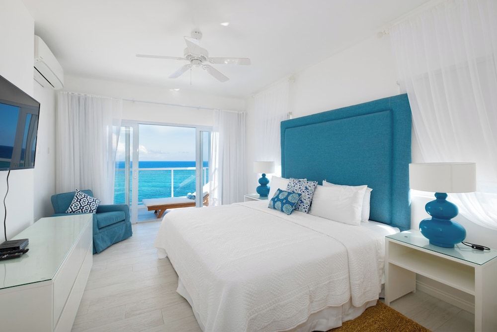 Blue-sky penthouse 1