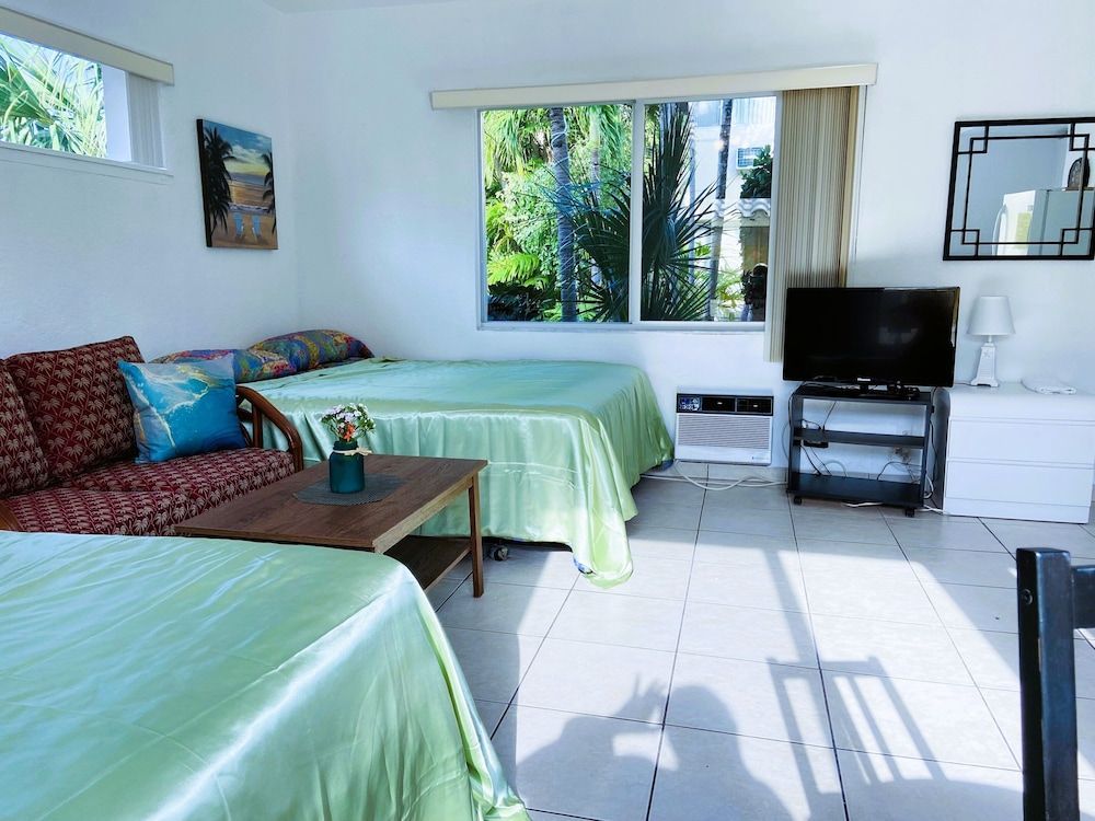 Beach Tide Motel 2