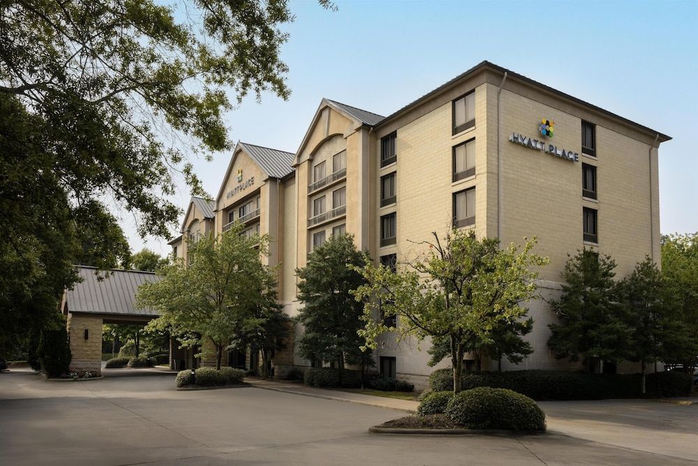 Hyatt Place Charlotte Airport/Lake Pointe 1