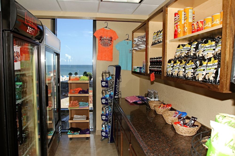 Pier House 60 Clearwater Beach Marina Hotel 2