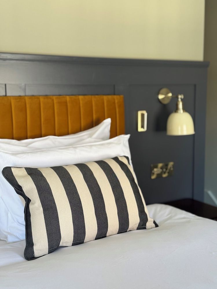 The Black Lion Hotel 2