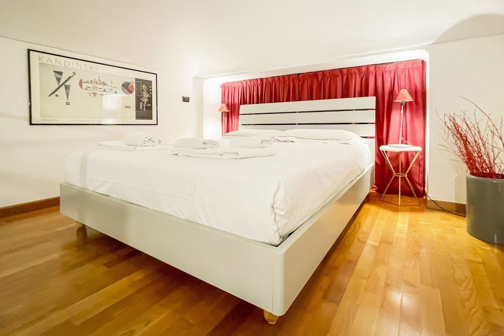 LuxRent Loft Lagrange 2