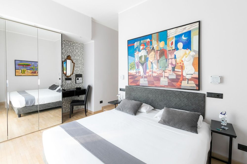 Aiello Rooms 1