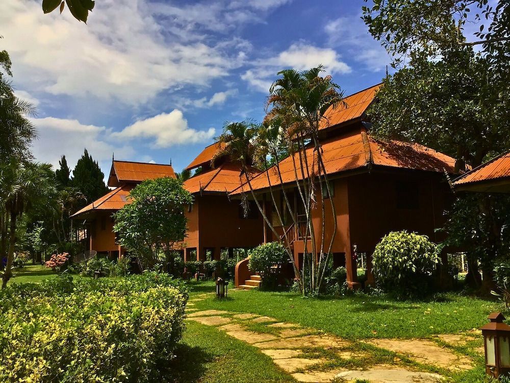 Pai Hotsprings Spa Resort 1