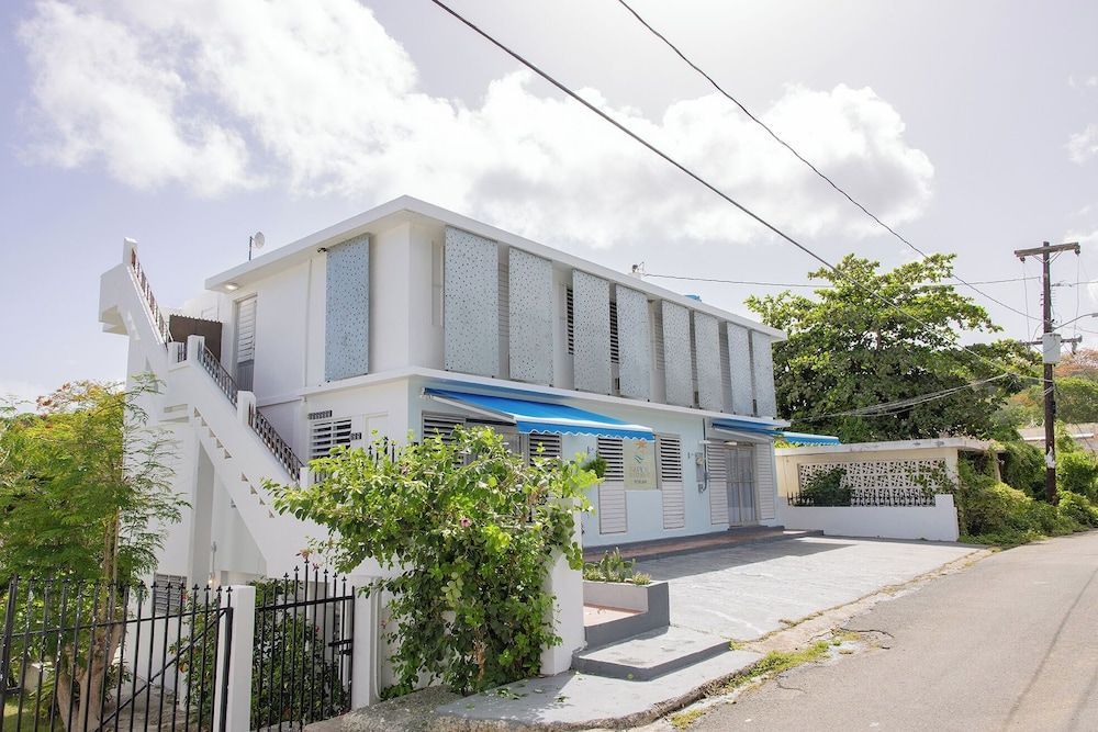 Vieques Tropical Guest House 1