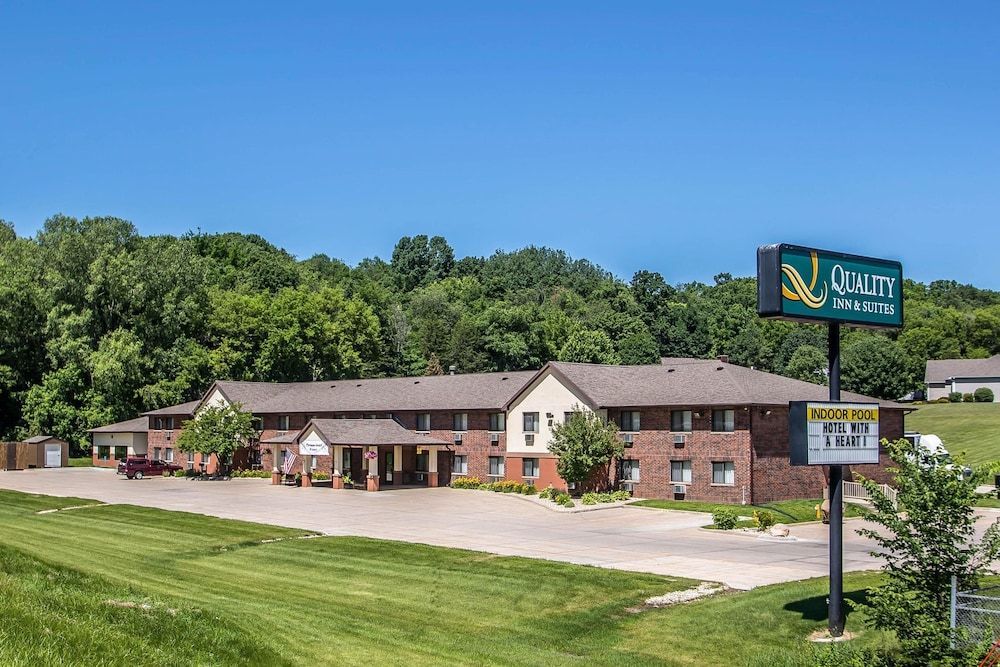 Quality Inn & Suites Decorah 1