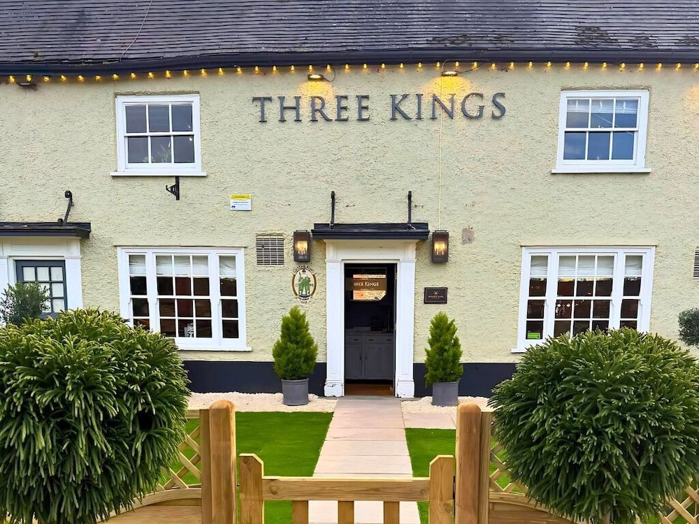 Three Kings 1