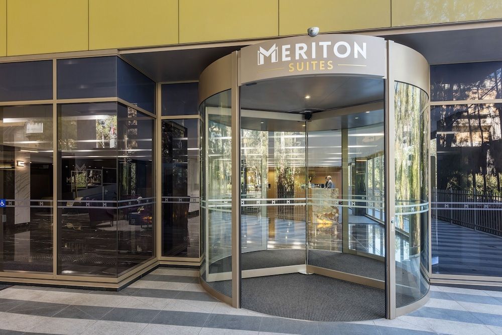 Meriton Suites North Ryde 2