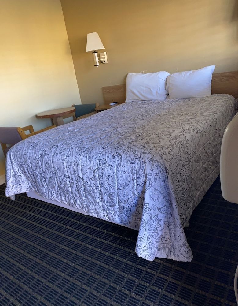 Mount Whitney Motel 1