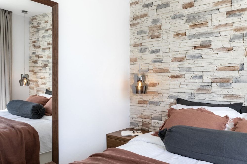 Santo Bloom Luxury Villas 2