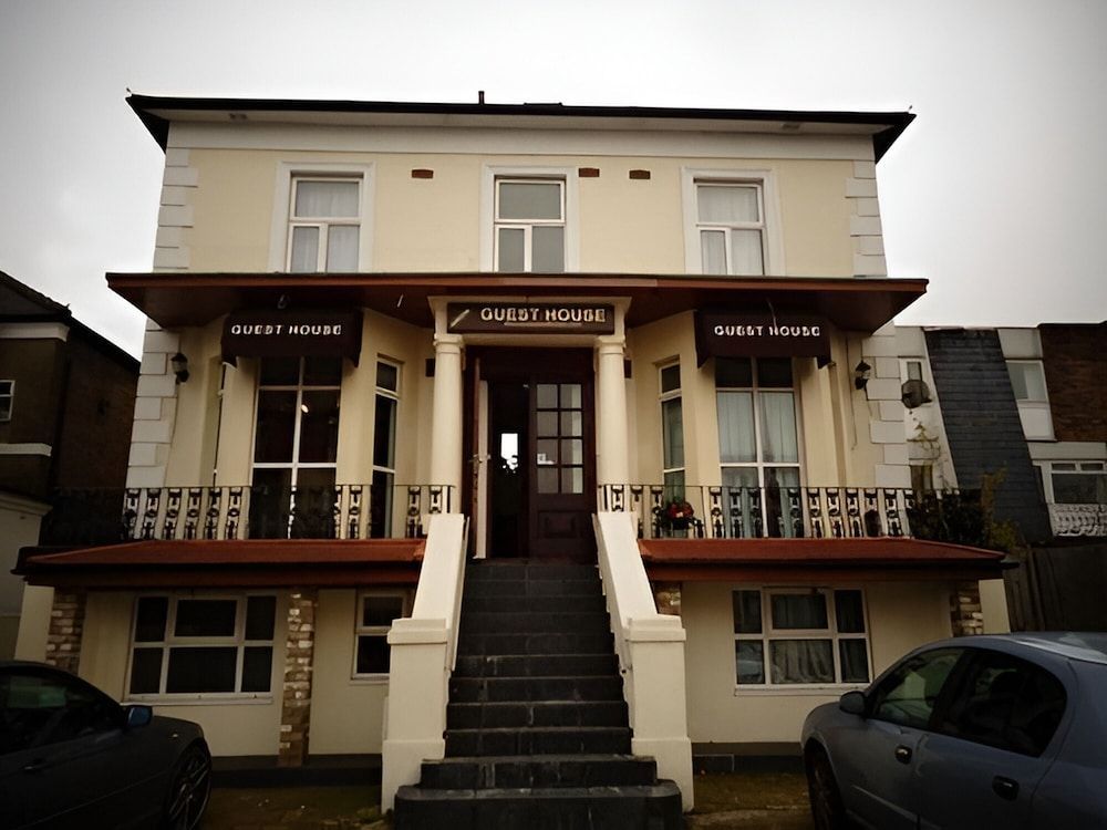 Aron Guest House 1