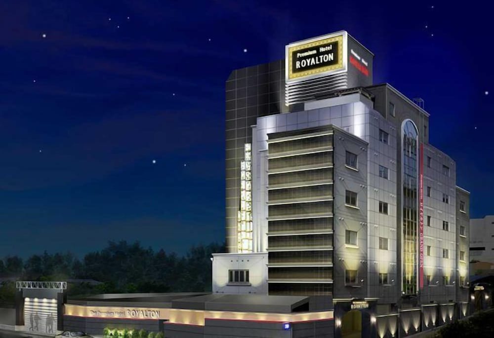HOTEL ROYALTON 1