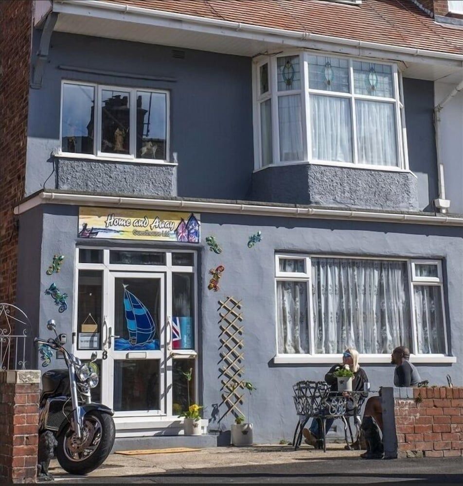 Home and Away near the Spa 1