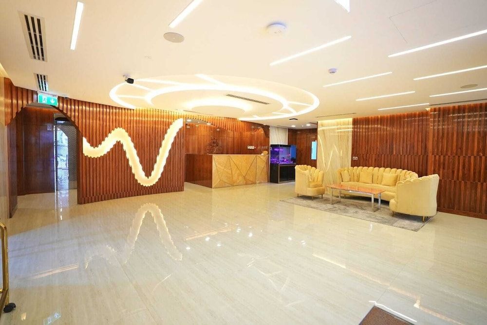 Manchester Plaza Hotel 1