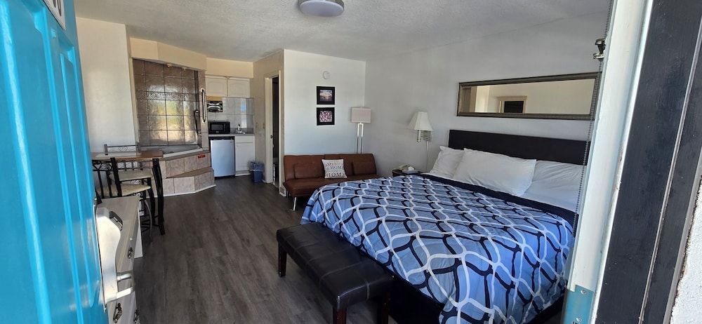 Merida Inn & Suites 2