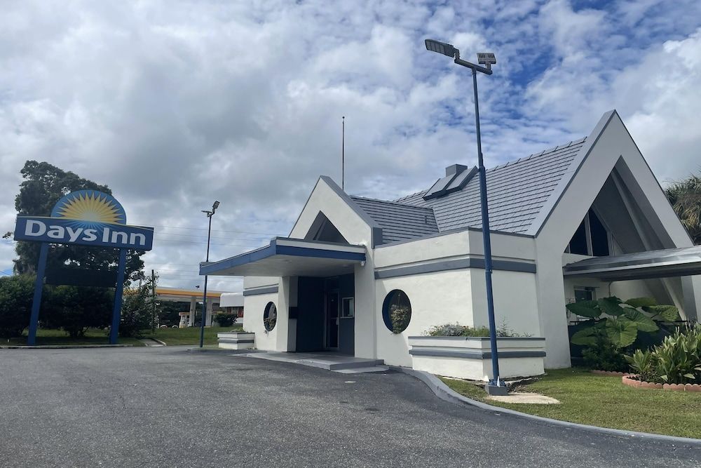Days Inn by Wyndham Ocala North 1