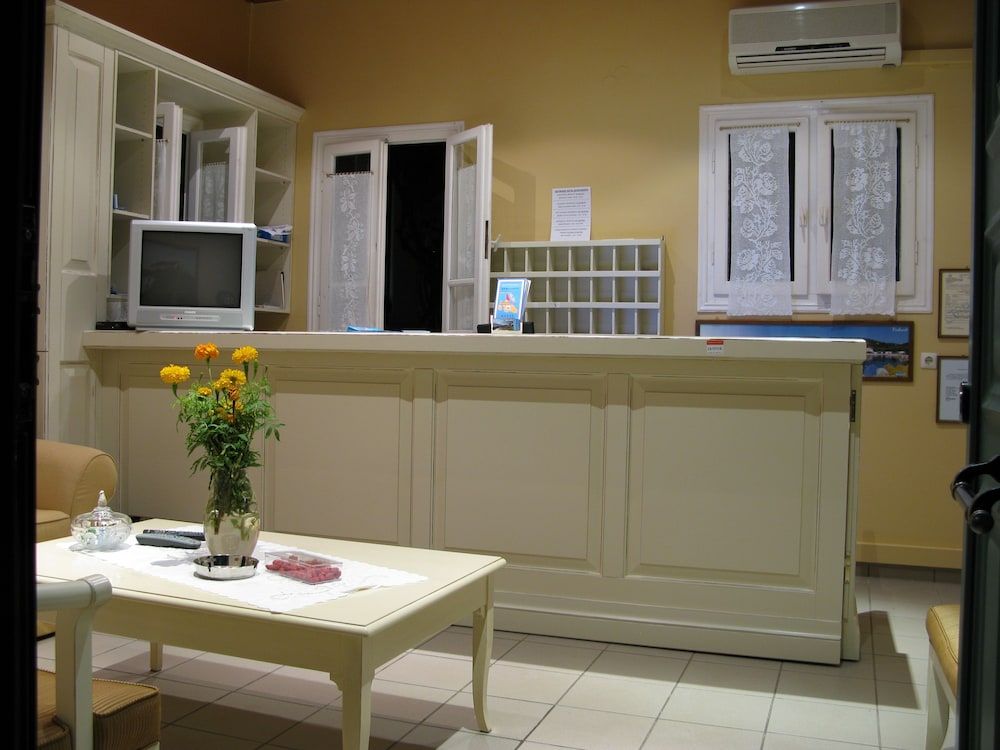 Dafnoudi Hotel Apartments 2