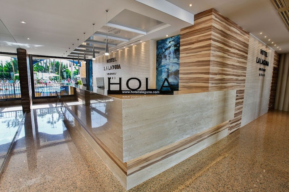 Hotel La Laguna Spa & Golf 2