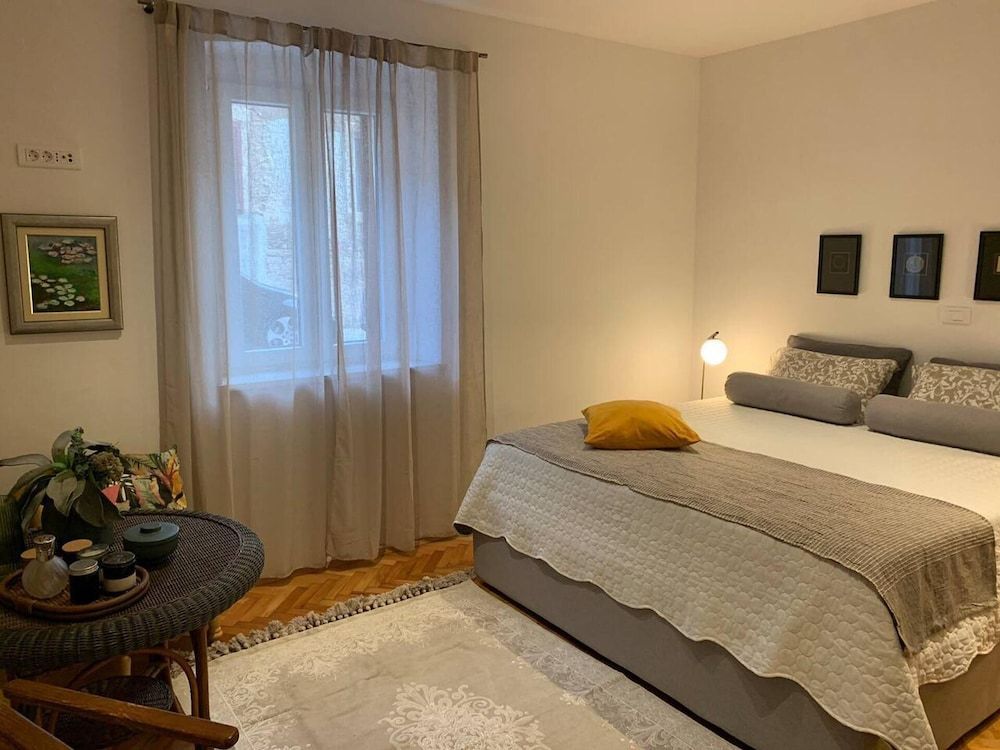 City Center Appartment Near Arena-pula 1