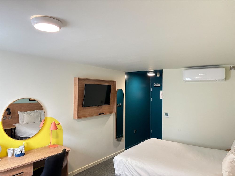Garner Hotel Wolverhampton by IHG 1