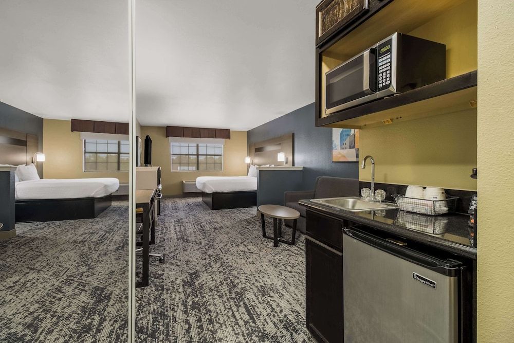 Best Western Temple Inn & Suites 1