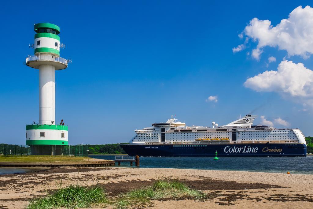 Hotel Kieler Förde & Free Parking 2
