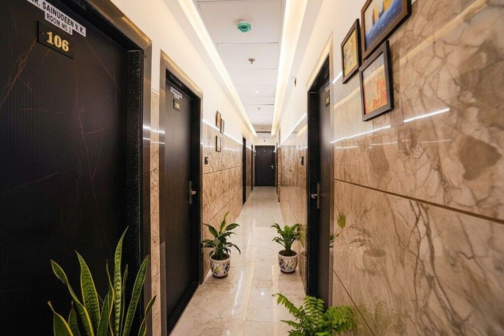 FabHotel Well Back 2