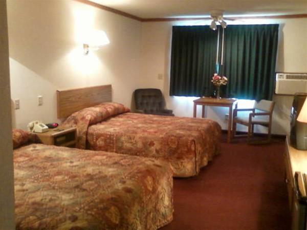 Countryside Inn Motel 2