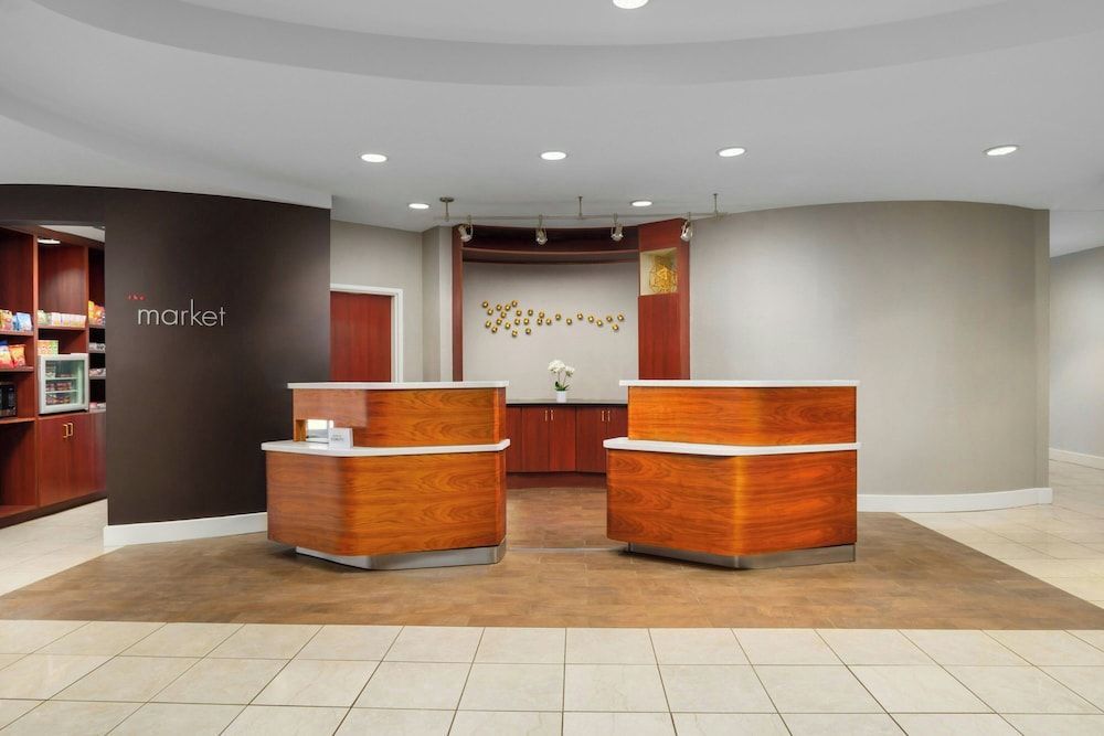 Courtyard by Marriott Potomac Mills Woodbridge 2