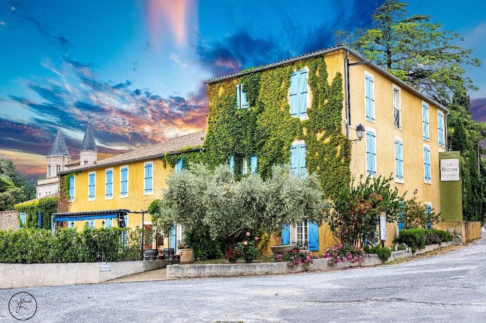 Logis hôtel et restaurant La Bastide Cabezac 1