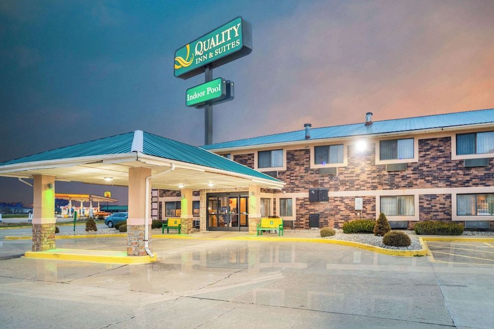 Quality Inn & Suites Danville East 1