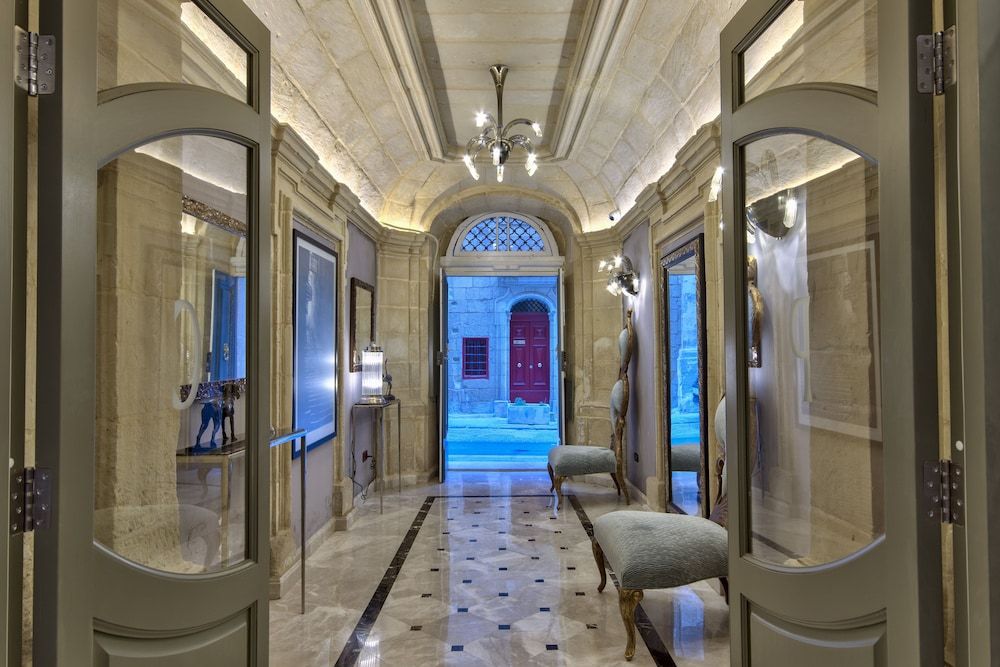 Palazzo Consiglia - IK Collection 2