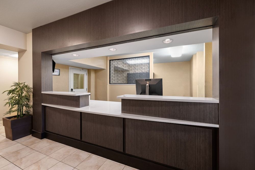 Candlewood Suites BISMARCK by IHG 2