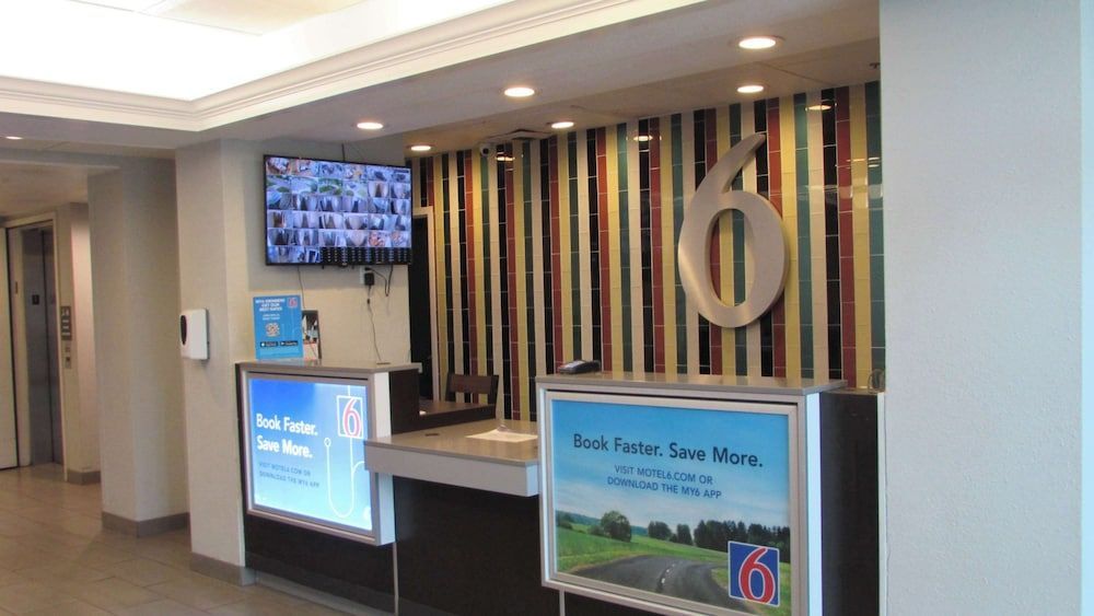 Motel 6-West Des Moines, IA 2