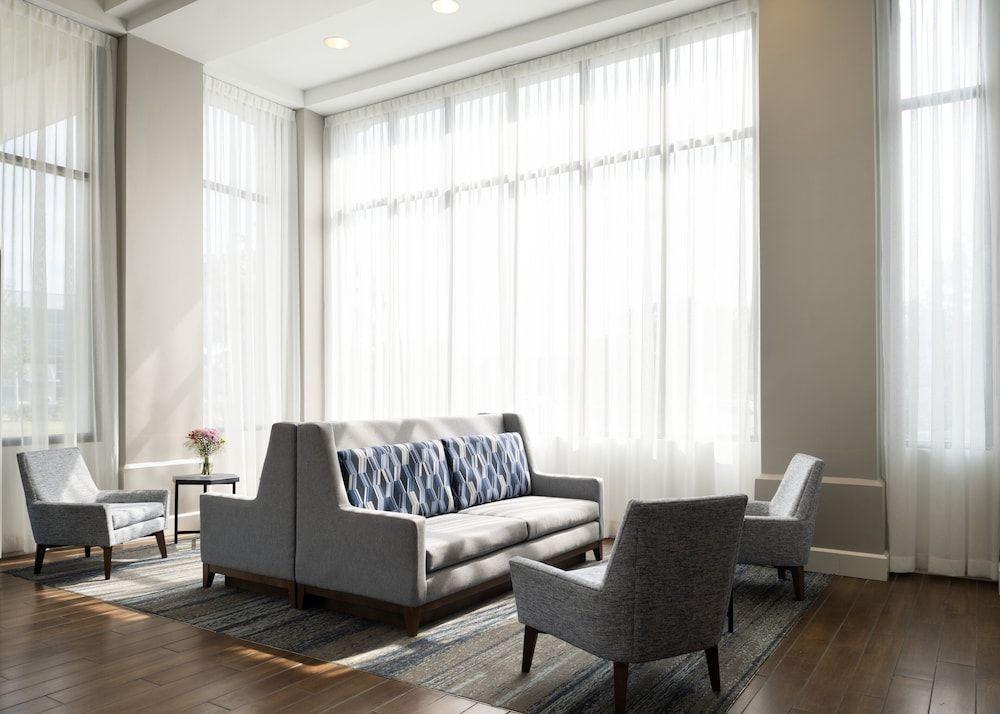 Holiday Inn Express & Suites NEW ORLEANS AIRPORT SOUTH by IHG 2