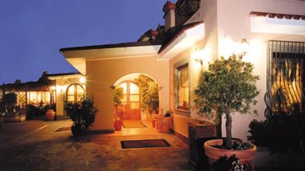Hotel Villa Degli Angeli 1