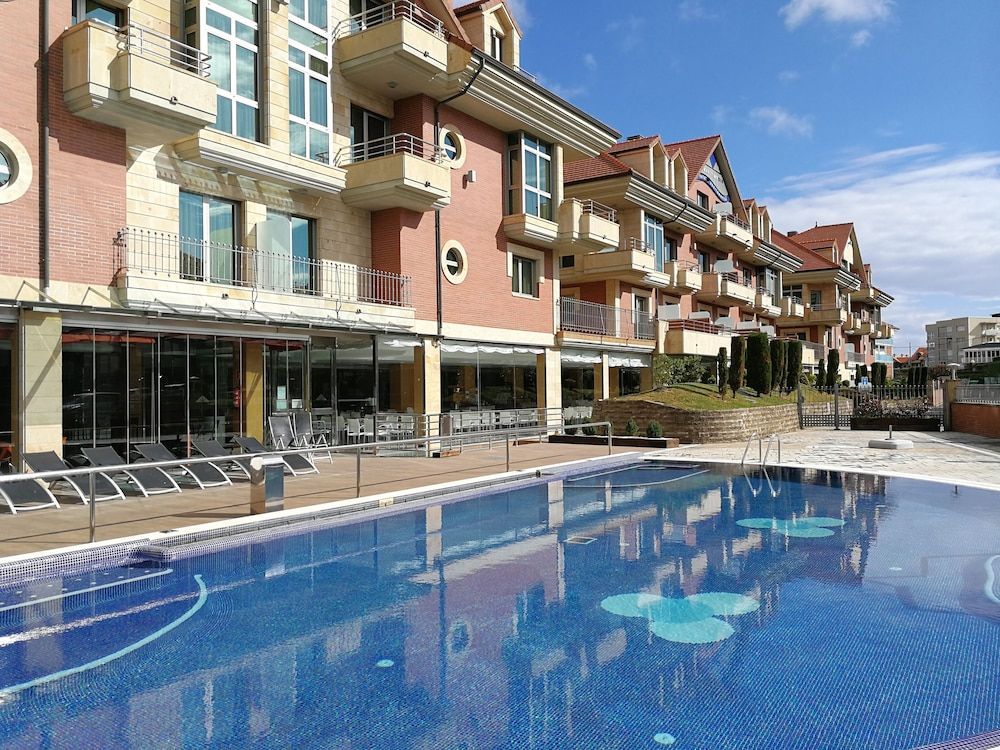 Apartamentos Maritimo Ris con garaje 1
