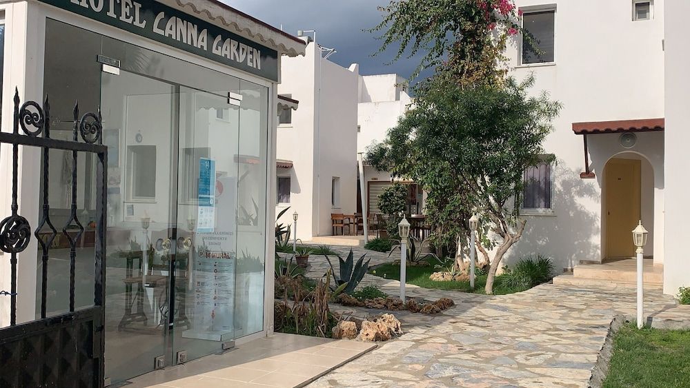 Canna Garden Hotel - Adult Only 2