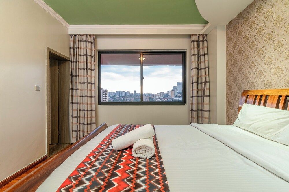 Crestpark Apartments 2