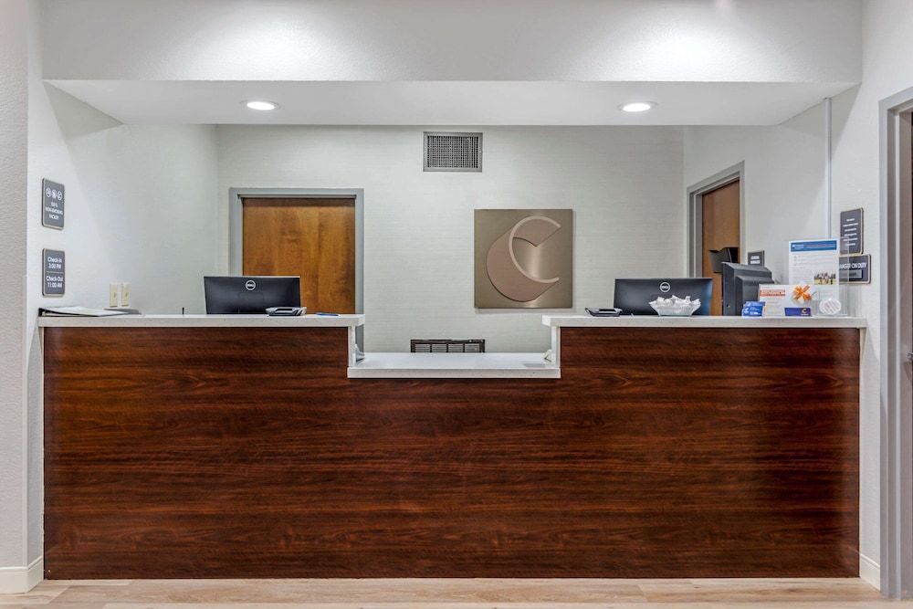 Comfort Inn & Suites Lexington South 2