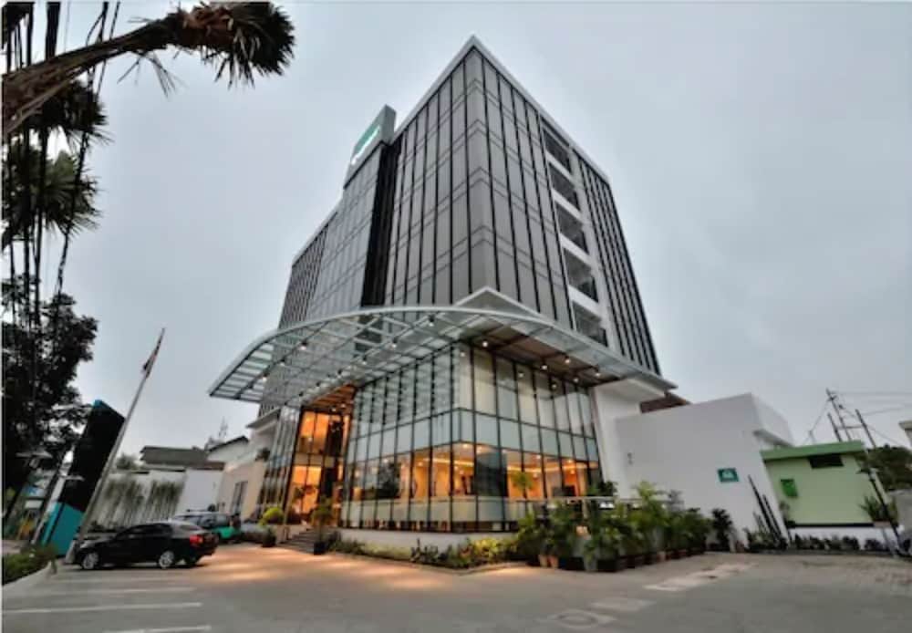 Hotel California Bandung 1
