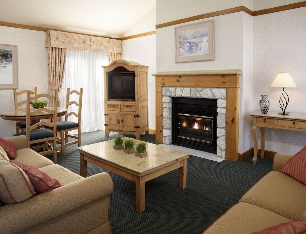 Pinestone Resort & Conference Centre 2