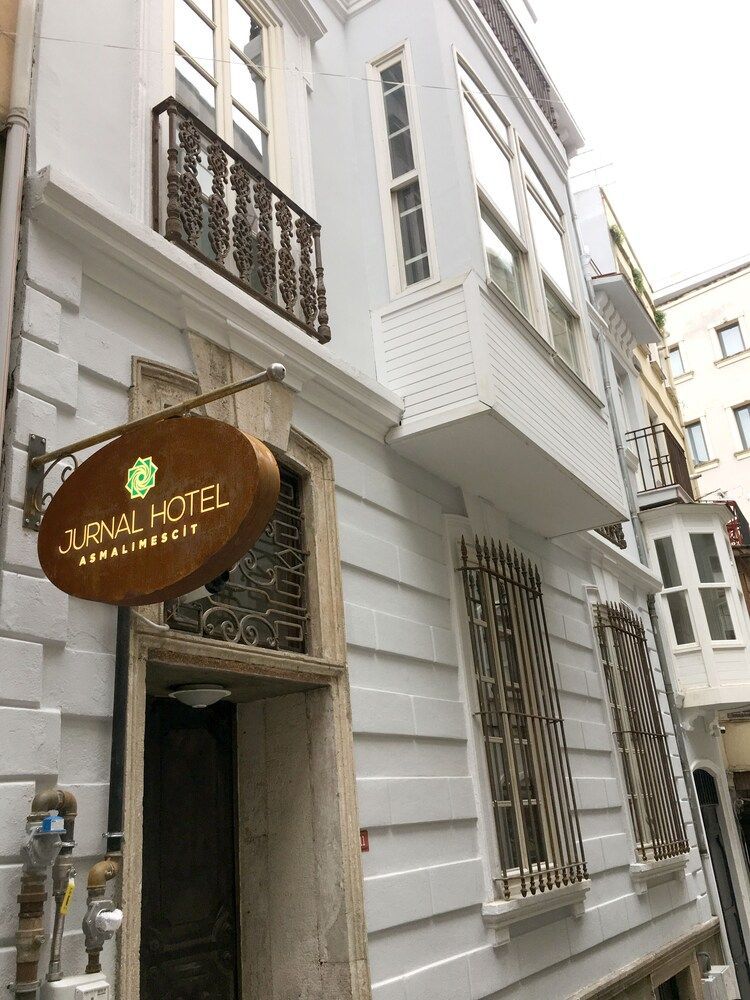 Jurnal Hotel 1
