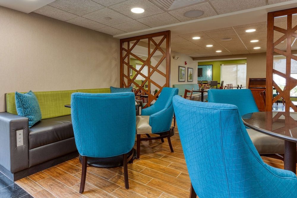 Heritage Inn & Suites St Louis Fenton, Trademark by Wyndham 2