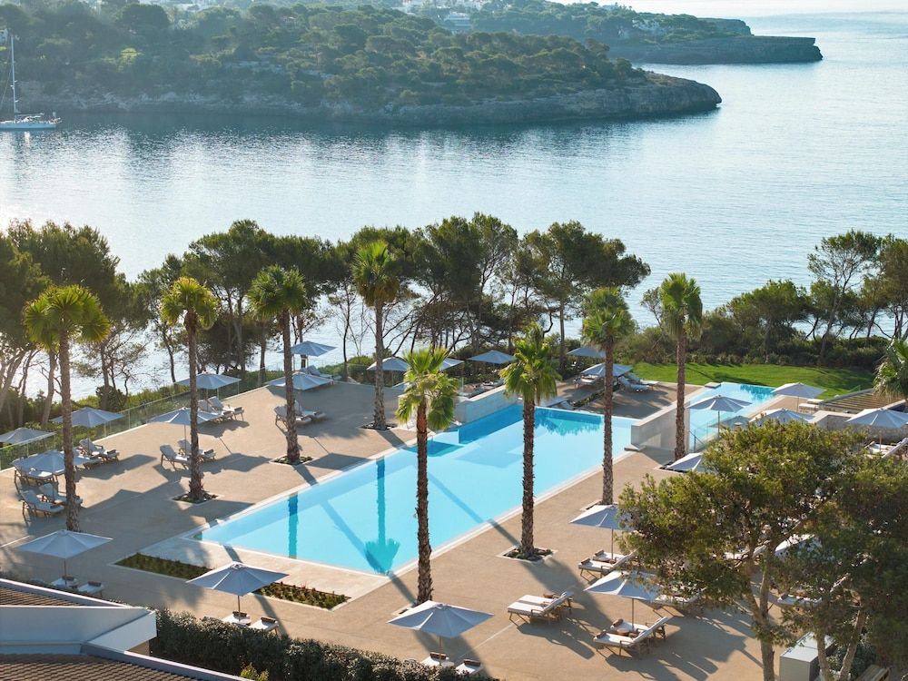 Ikos Porto Petro 1