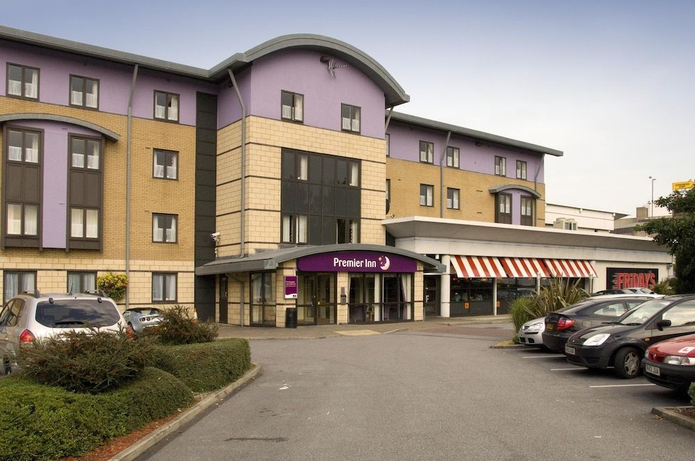 Premier Inn Leeds City Centre - Wellington Street 1