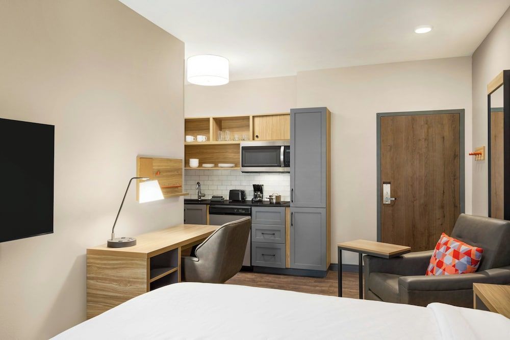 Candlewood Suites Oakwood by IHG 2