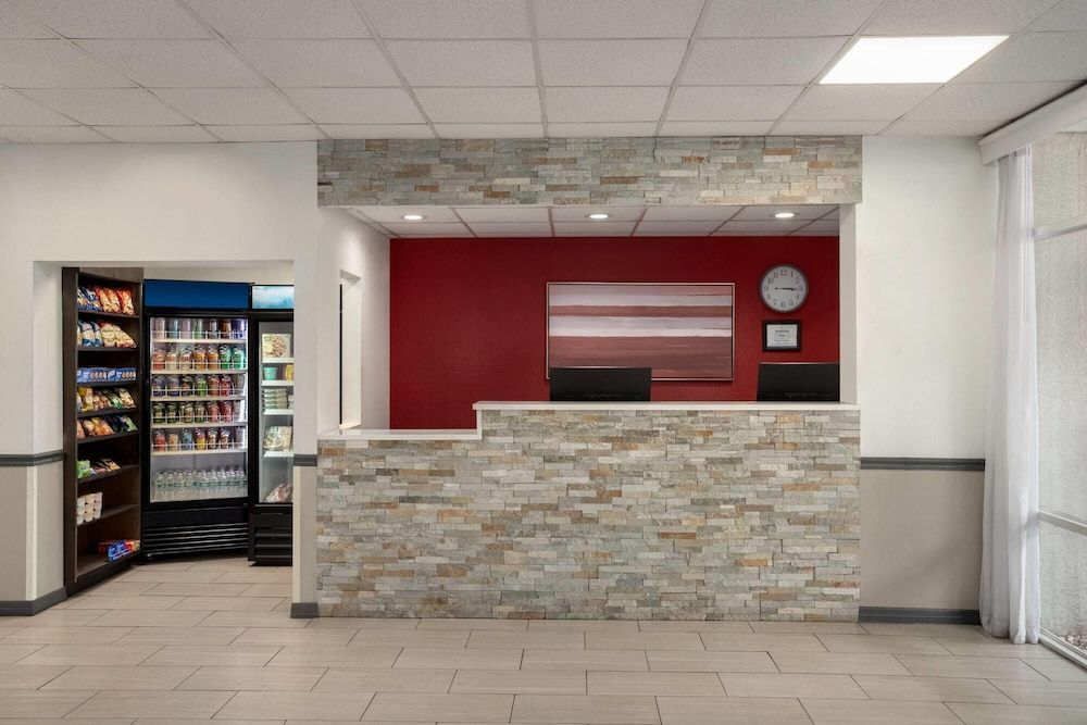Ramada by Wyndham Cocoa 2
