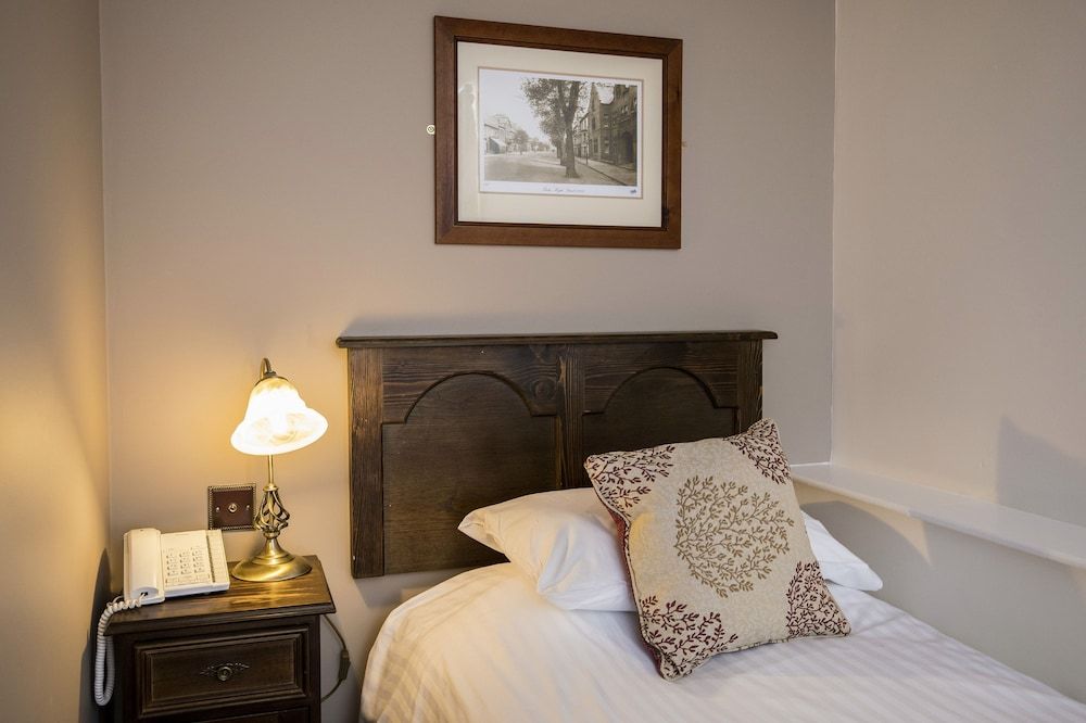 White Lion Royal Hotel 2