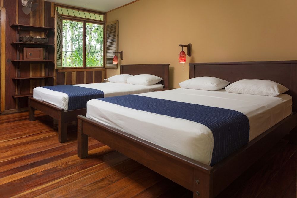 Laguna Lodge 2